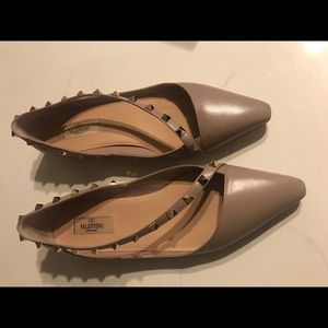 Valentino flats